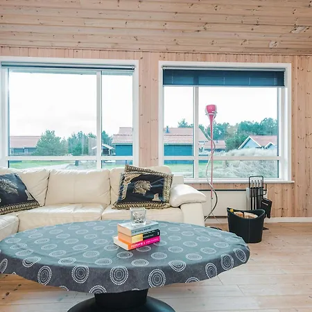 4 Star In Ulfborg Дом отдыха
