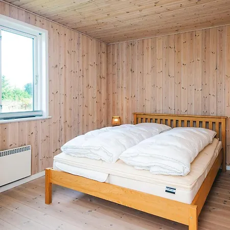 4 Star In Ulfborg Дом отдыха